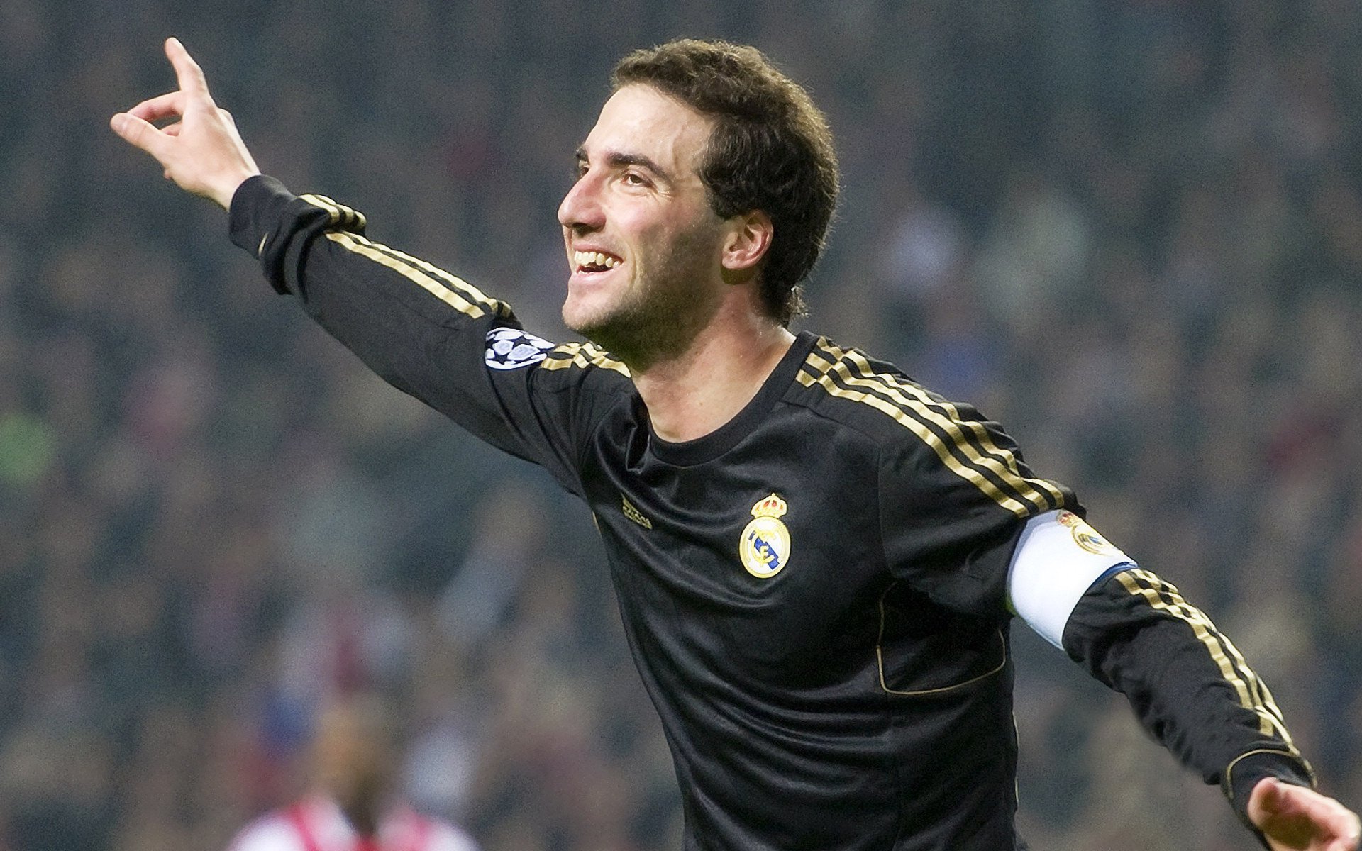 《ApexLegends》“天空之城”地图曝光,战场全新格局!